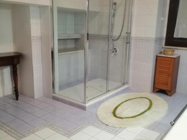 Villa Alba Mondello : photo 8 de la chambre chambre double avec salle de bains privative