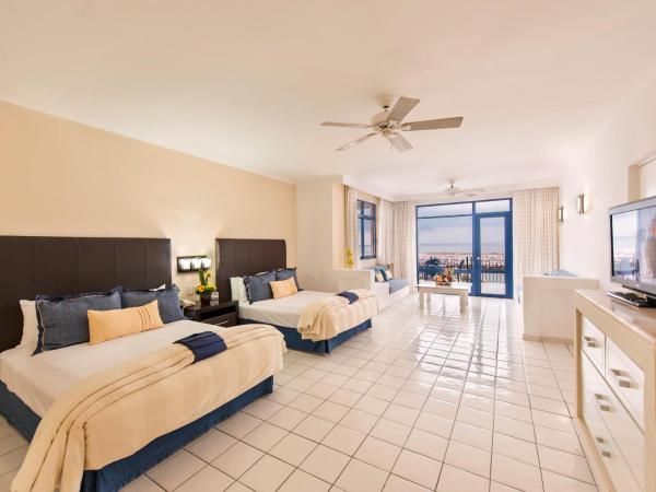 El Cid Marina Beach Hotel : photo 2 de la chambre suite junior
