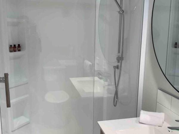 Hillside Studio : photo 10 de la chambre studio lit queen-size 