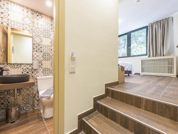 Athens Lights : photo 9 de la chambre chambre confort - vue sur rue