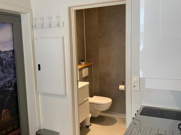 Aalesund City Apartment : photo 4 de la chambre small double room for 2 people