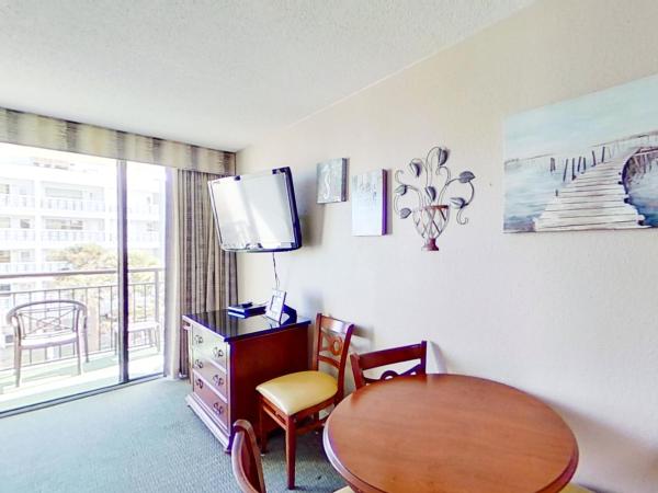 The Patricia Grand - Oceana Resorts Vacation Rentals : photo 4 de la chambre appartement