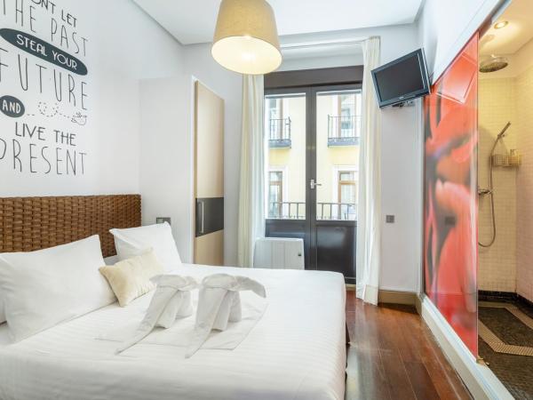 Madrid House Rooms : photo 10 de la chambre chambre double avec balcon