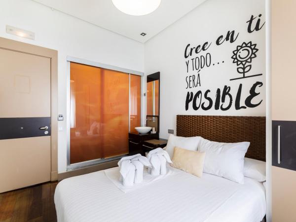 Madrid House Rooms : photo 4 de la chambre chambre double avec balcon