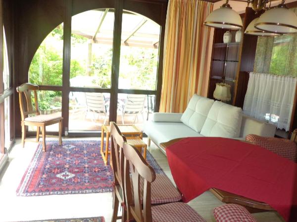 Hotel Restaurant - Häuserl im Wald Graz : photo 1 de la chambre chambre double - annexe