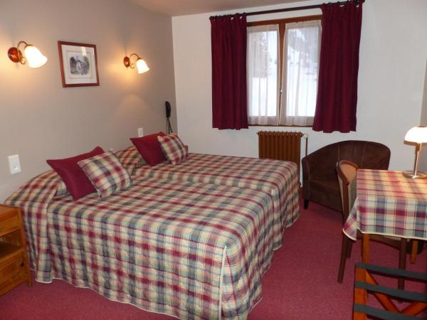 Hôtel Bellachat : photo 1 de la chambre chambre lits jumeaux