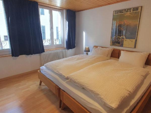 The Aarburg Hotel & Café : photo 5 de la chambre chambre double ou lits jumeaux - vue sur ville