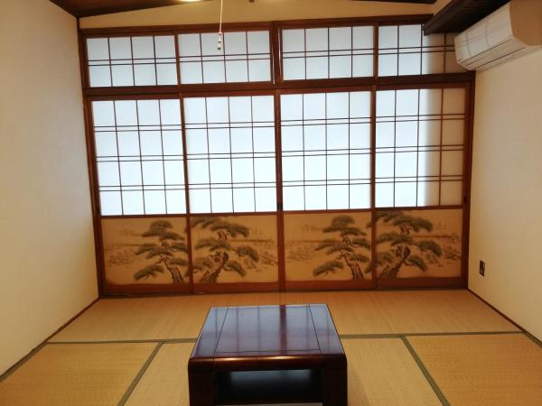 Hostel Caranashi : photo 3 de la chambre chambre triple supérieure