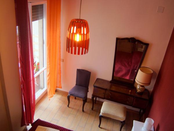 B&B Bibliotechina : photo 4 de la chambre chambre double avec salle de bains privative et balcon