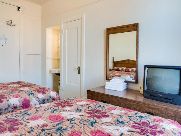 Aida Plaza Hotel : photo 1 de la chambre chambre lits jumeaux avec salle de bains privative