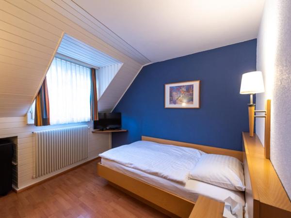 Les Negociants : photo 2 de la chambre chambre simple