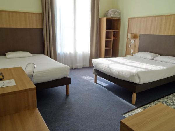 Hôtel Saint-Patrick Cœur de NANTES : photo 1 de la chambre chambre familiale standard