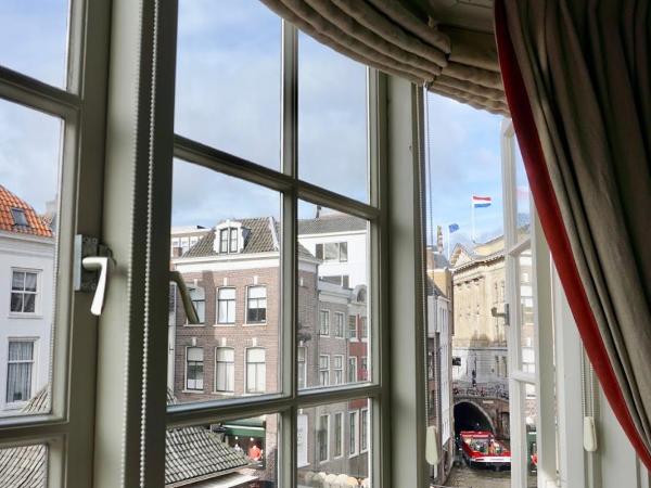 Logement Petit Beijers : photo 5 de la chambre room with balcony and private bathroom on common hall