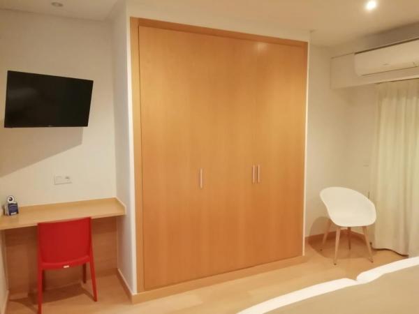 Estudiotel Alicante : photo 7 de la chambre chambre lits jumeaux