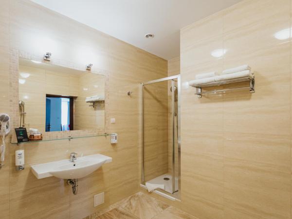 Hotel Jan : photo 4 de la chambre chambre familiale