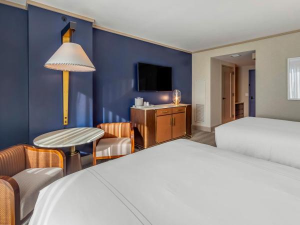 Omni Oklahoma City Hotel : photo 1 de la chambre chambre deluxe avec 2 lits queen-size 