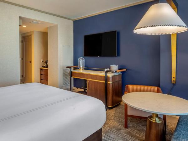 Omni Oklahoma City Hotel : photo 4 de la chambre chambre lit king-size de luxe