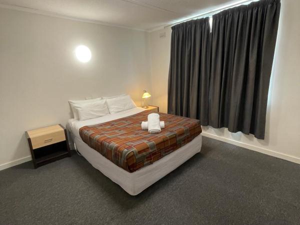 Parkside Inn Motel : photo 9 de la chambre suite familiale