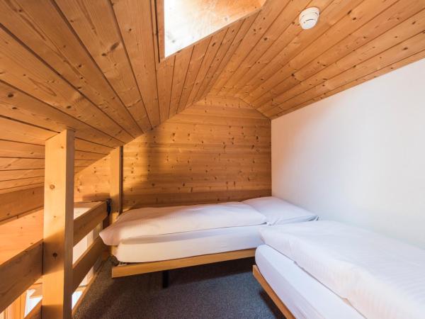 Hotel Alpenrose beim Ballenberg : photo 4 de la chambre chambre quadruple