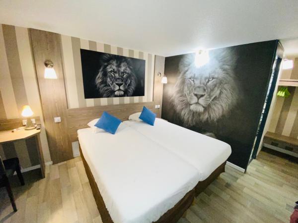Hotel RBX - Roubaix Centre : photo 6 de la chambre chambre lits jumeaux standard