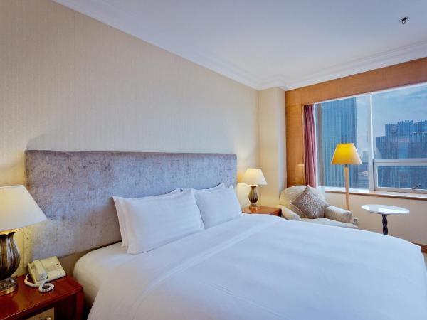 Crowne Plaza Qingdao, an IHG Hotel : photo 2 de la chambre chambre lit king-size standard