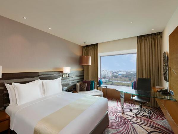 Holiday Inn Jaipur City Centre, an IHG Hotel : photo 1 de la chambre chambre king standard avec vue sur ville