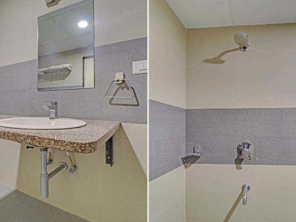 Treebo Kings Suits, HSR Layout : photo 8 de la chambre chambre double standard