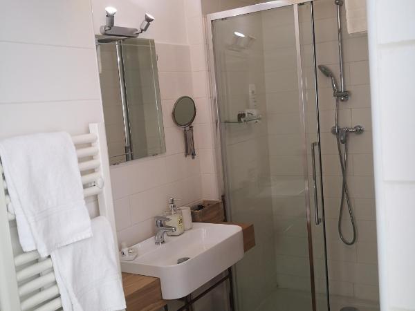 La Maison De Charme ROOMS : photo 6 de la chambre chambre double deluxe