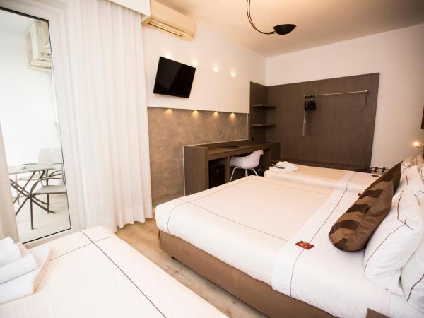 Agape Hotel AA Hotels : photo 3 de la chambre chambre quadruple