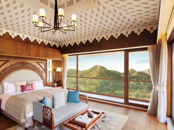 Taj Aravali Resort & Spa Udaipur : photo 2 de la chambre presidential two bedroom glass box with panoramic view