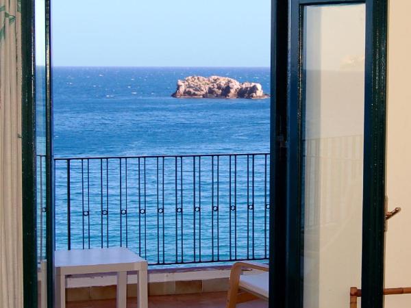 Hotel Lido Mediterranee : photo 10 de la chambre chambre triple supérieure - vue sur mer