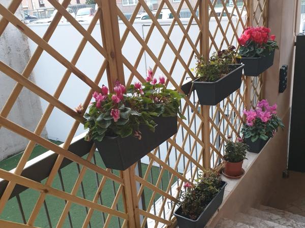 Bergamo City - Self Check-in : photo 2 de la chambre chambre double standard avec salle de bains commune