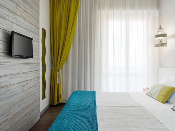 Hotel Madison : photo 5 de la chambre chambre double supérieure avec balcon