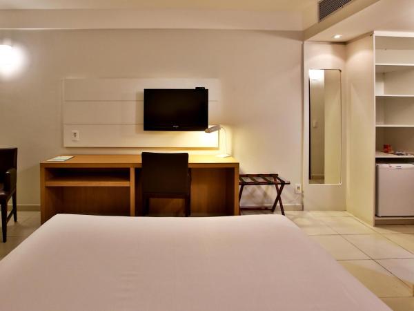 Quality Hotel & Suítes São Salvador : photo 6 de la chambre chambre supérieure lit queen-size