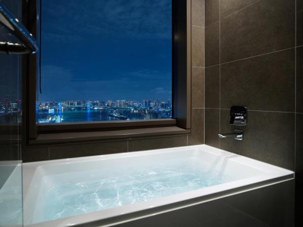 Mitsui Garden Hotel Toyosu Premier - Tokyo : photo 3 de la chambre chambre lit king-size supérieure avec baignoire avec vue - non-fumeurs