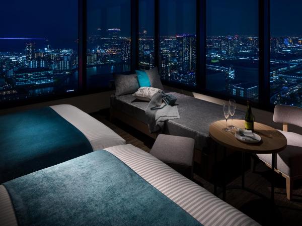 Mitsui Garden Hotel Toyosu Premier - Tokyo : photo 4 de la chambre chambre lits jumeaux d'angle deluxe avec canapé-lit et baignoire avec vue - non-fumeurs