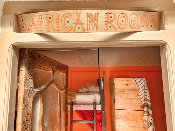 The Chill Art Hostel : photo 4 de la chambre lit dans dortoir mixte de 6 lits