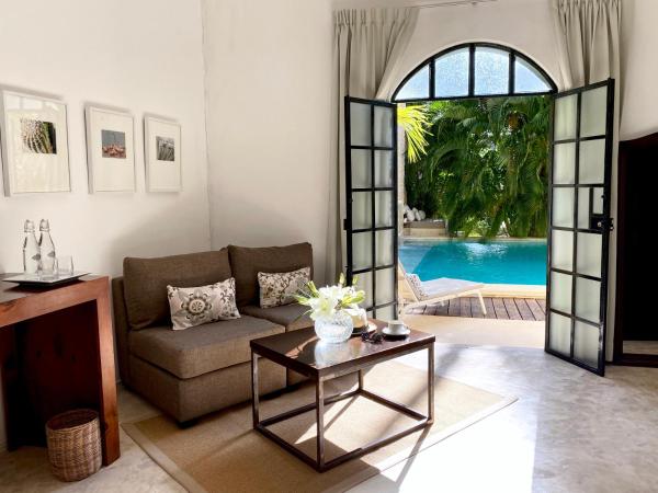 The Diplomat Boutique Hotel : photo 8 de la chambre chambre double - vue sur piscine