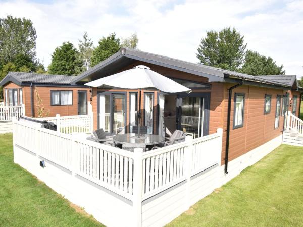 The Crucible lodge with Hot Tub : photo 1 de la chambre lodge 2 chambres