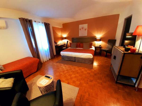 Le Fabian des Baux : photo 2 de la chambre chambre quadruple classique