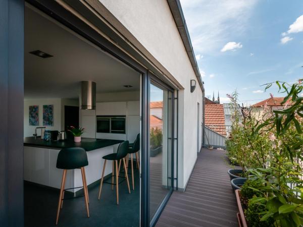 VV hotel & apartments : photo 1 de la chambre appartement supérieur