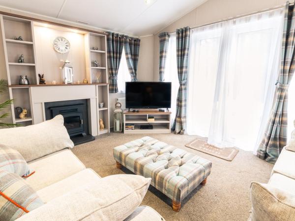 Hidden Jewel Lodge with Hot Tub : photo 6 de la chambre lodge 2 chambres