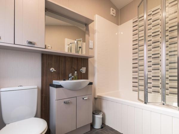 Hidden Jewel Lodge with Hot Tub : photo 8 de la chambre lodge 2 chambres