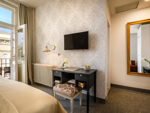 Hotel Lungomare Opatija - Liburnia : photo 5 de la chambre chambre lits jumeaux