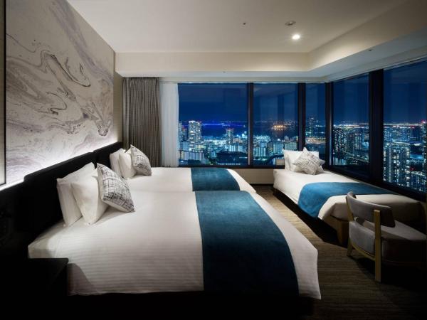 Mitsui Garden Hotel Toyosu Premier - Tokyo : photo 2 de la chambre chambre lits jumeaux d'angle deluxe avec canapé-lit et baignoire avec vue - non-fumeurs