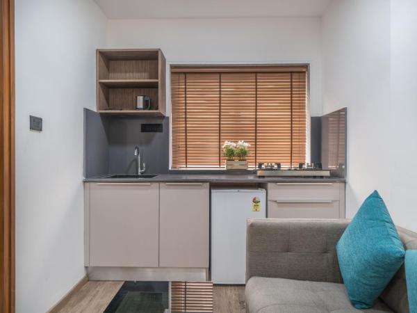 Skyla Serviced Apartments & Suites Jubilee Hills : photo 9 de la chambre studio standard