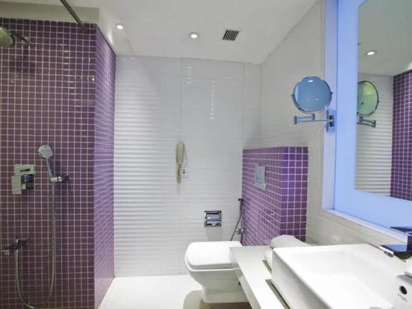 Spree Shivai Hotel Pune : photo 6 de la chambre chambre lit king-size deluxe