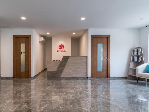 Skyla Serviced Apartments & Suites Jubilee Hills : photo 10 de la chambre chambre lits jumeaux deluxe