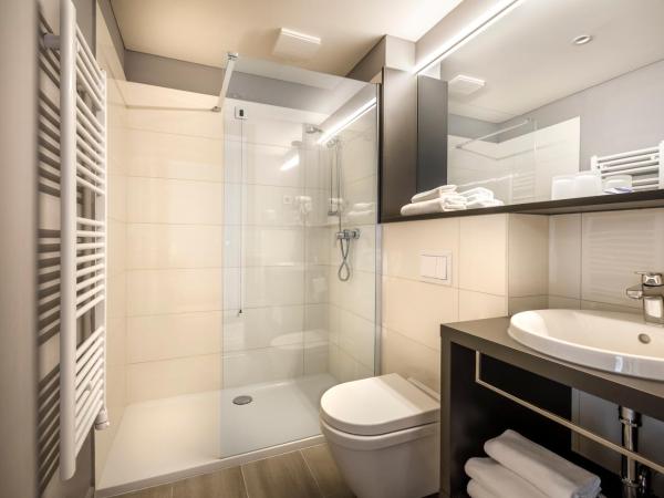 Hotel Istra - Liburnia : photo 2 de la chambre chambre double supérieure avec balcon - vue sur mer