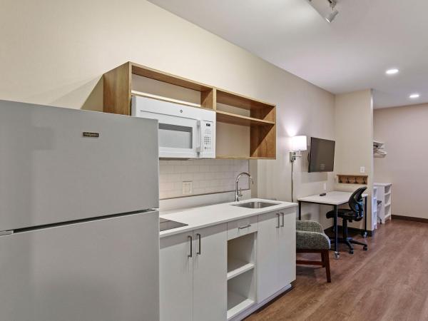 Extended Stay America Premier Suites - Tampa - Fairgrounds - Casino : photo 8 de la chambre studio deluxe